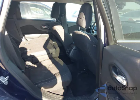 2016 Jeep Cherokee Latitude z USA, uszkodzony, nr VIN 1C4PJLCB1GW293473